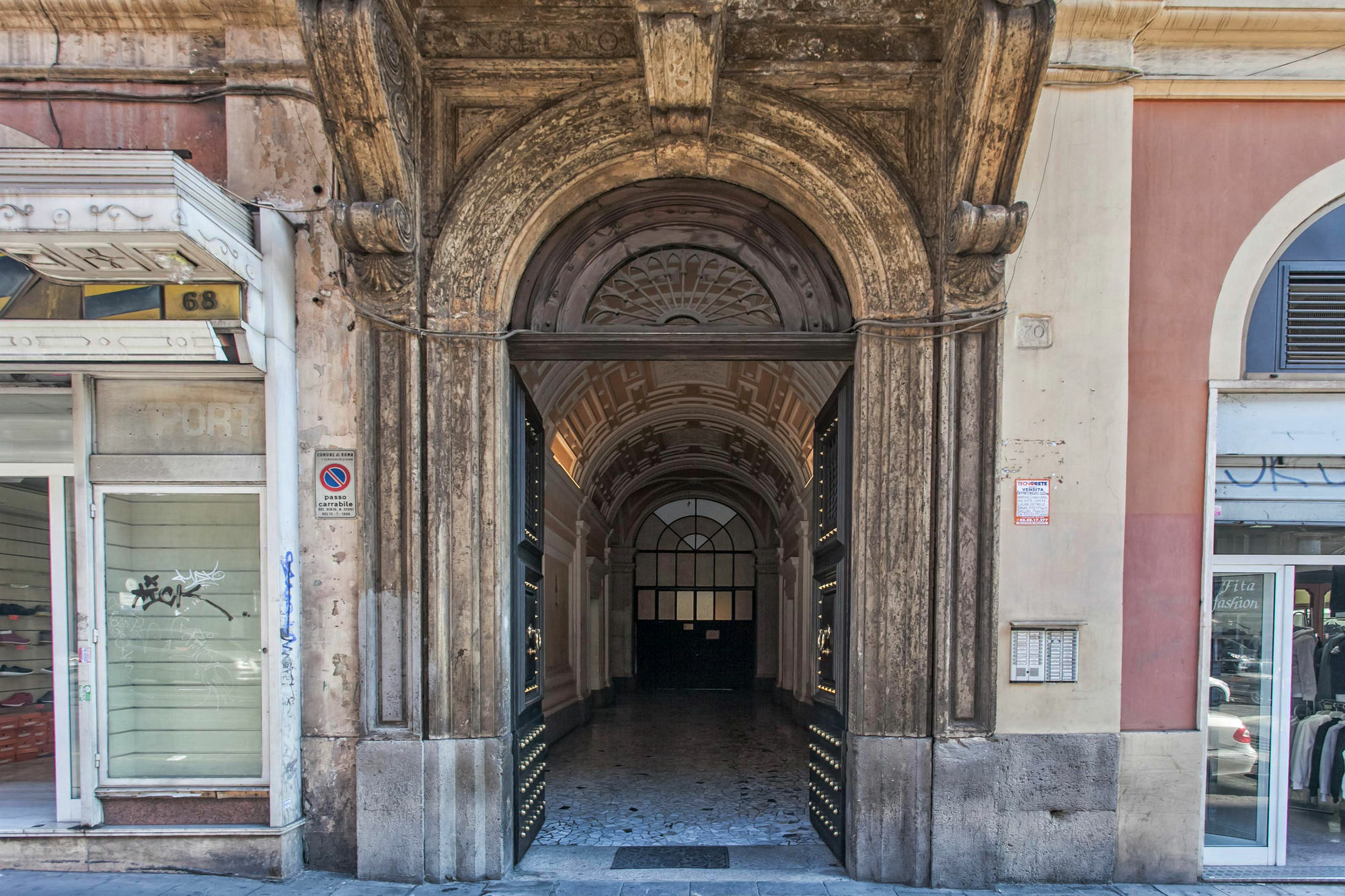 מלון רומא Domus Napoleone מראה חיצוני תמונה